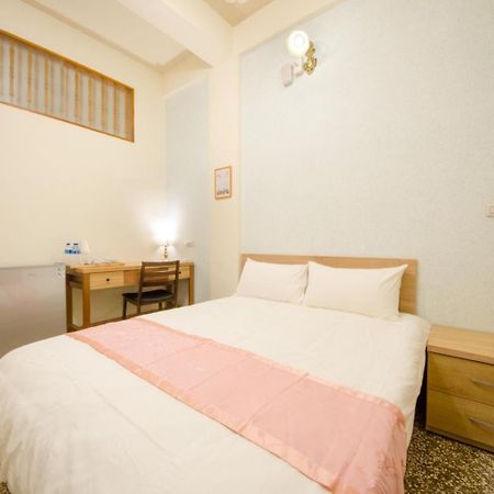 Freedom B&B Tainan Quarto foto